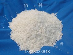 石英砂濾料的物理密度與堆積密度分別是多少？